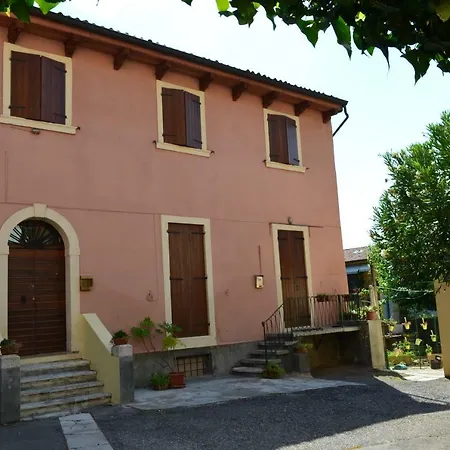 Veronauptoyou Courtyard Apartamento