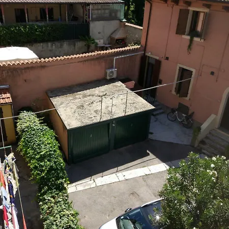 Veronauptoyou Courtyard Apartamento Verona